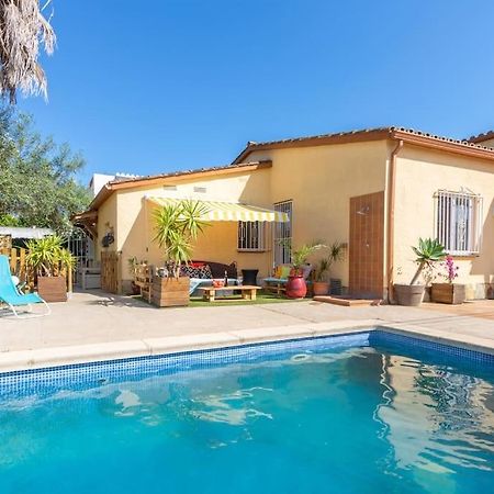 S46-Casa De Vacaciones Climatizada Con Piscina, En El Centro Junto Al Mar, Barbacoa Y Wiifi إمبوريابرافا المظهر الخارجي الصورة