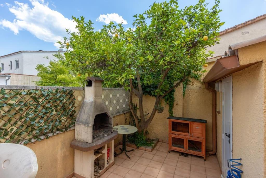 S46-Casa De Vacaciones Climatizada Con Piscina, En El Centro Junto Al Mar, Barbacoa Y Wiifi إمبوريابرافا المظهر الخارجي الصورة