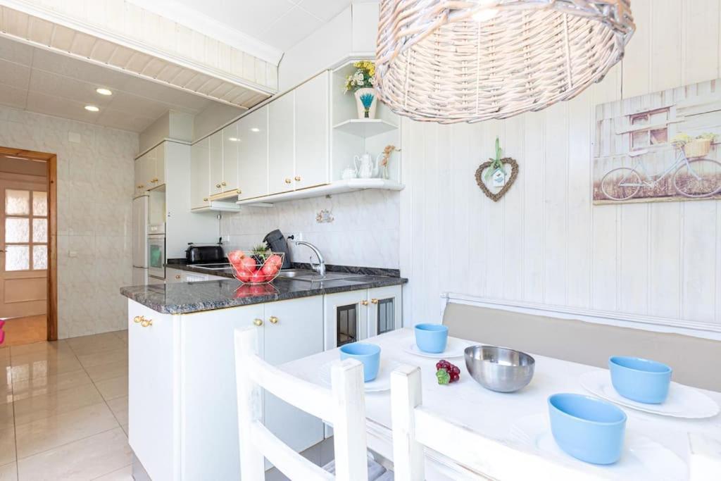 S46-Casa De Vacaciones Climatizada Con Piscina, En El Centro Junto Al Mar, Barbacoa Y Wiifi إمبوريابرافا المظهر الخارجي الصورة