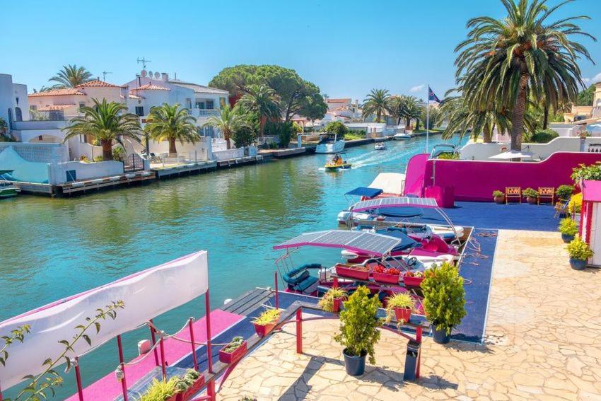 S46-Casa De Vacaciones Climatizada Con Piscina, En El Centro Junto Al Mar, Barbacoa Y Wiifi إمبوريابرافا المظهر الخارجي الصورة